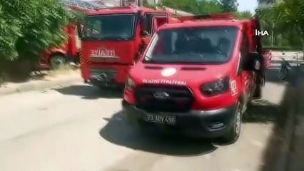 Elazığ'da çatı katında çıkan yangın korkuttu