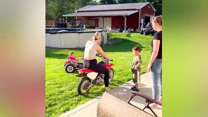 Laugh Funny Videos - Outdoor Fails Ever Captured