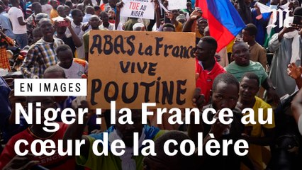Au Niger, des milliers de partisans des putschistes manifestent contre la France