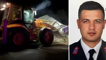 Kaza yerinde önlem almak isterken kamyonetin çarptığı Jandarma Astsubay Kıdemli Çavuş Mustafa Tatlı şehit oldu
