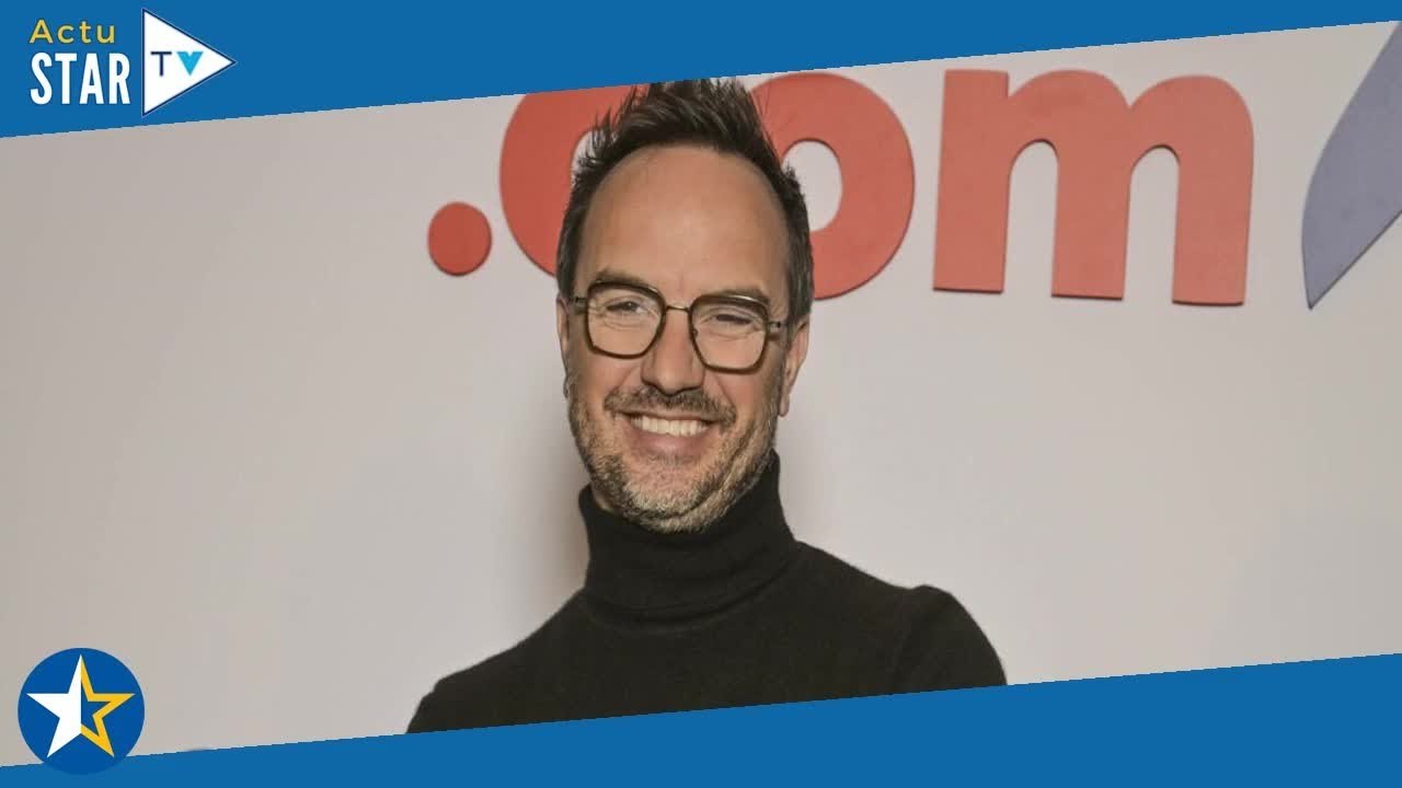 "Un mini-bateau à côté de gros navires" : Jarry évoque avec émotion son parcours d'animateur sur Fra