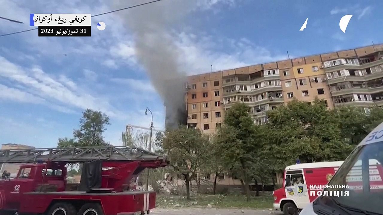 أربعة قتلى على الأقل جراء قصف طال مبنى سكنياً و...