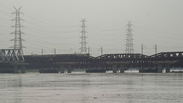 Delhi ka Mausam: दिल्ली में पूरे हफ्ते रहेगा बारिश का दौर, मौसम रहेगा भीगा-भीगा