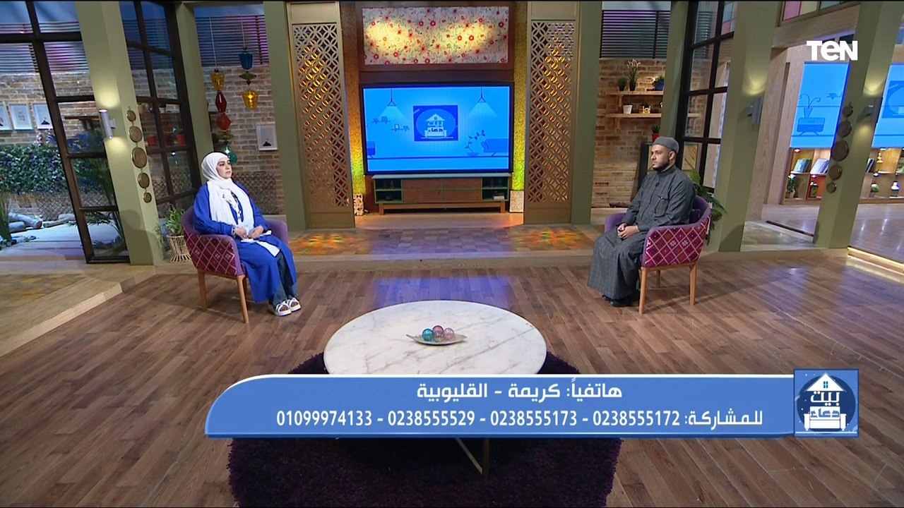 متصلة تنهمر بالبكاء خلال حديثها عن مأساتها  مع أهل زوجها.. ورد غير متوقع من عالم أزهري