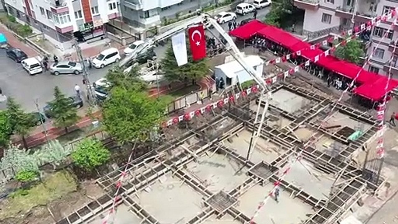 Ankara'da yerel seçim rüzgarı sert esecek! AK Partili başkan, Yavaş'a karşı adaylığını ilan etti