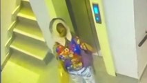 Özbekistan'da asansörde gün boyunca mahsur kalan postacı kadın hayatını kaybetti