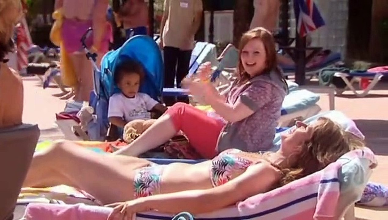 Benidorm  Bloopers/Outtakes  Steve Pemberton • Sheridan Smith • Johnny Vegas