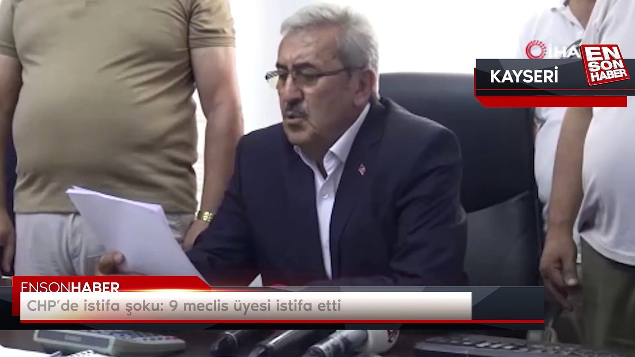 CHP’de istifa şoku: 9 meclis üyesi istifa etti
