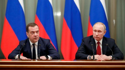 Vladimir Putin: Russia threatens ‘no other way out’ but a nuclear war if Ukraine regains control of Crimea