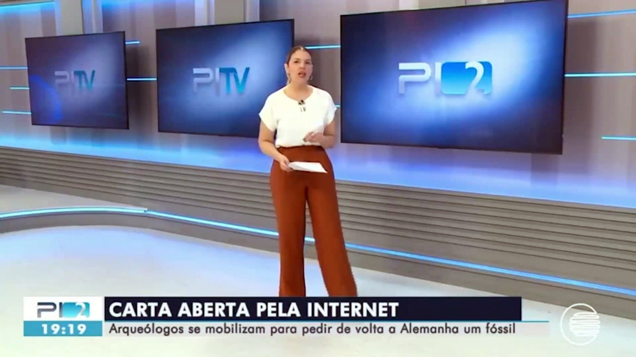FÓSSIL CONTRABANDEADO