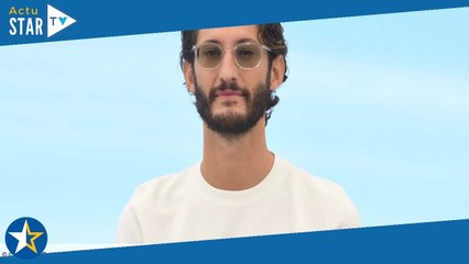 Pierre Niney « profondément triste » : son hommage bouleversant à une fan décédée à 18 ans