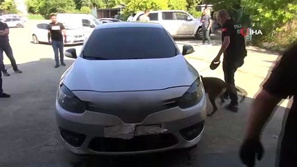 TEM'de polisi peşine takan otomobillerden 119 kilogram uyuşturucu çıktı