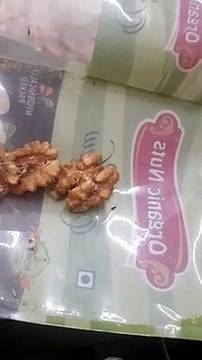 Insects in Dryfruits || Ant in Walnuts || chitti in Akhrot || Infected Walnuts