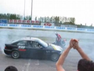 Street Racing - BMW M3 Vs. Ducati Monster