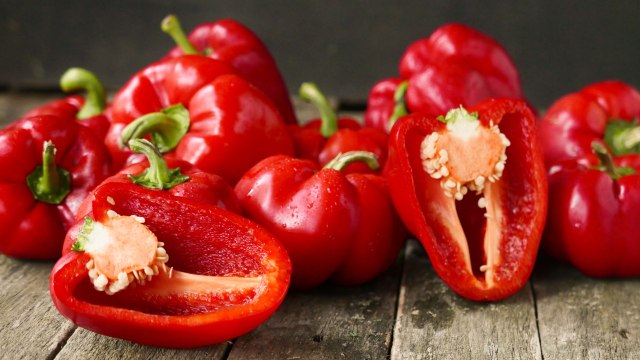 How to Store Bell Peppers So They Stay Fresh for Longer