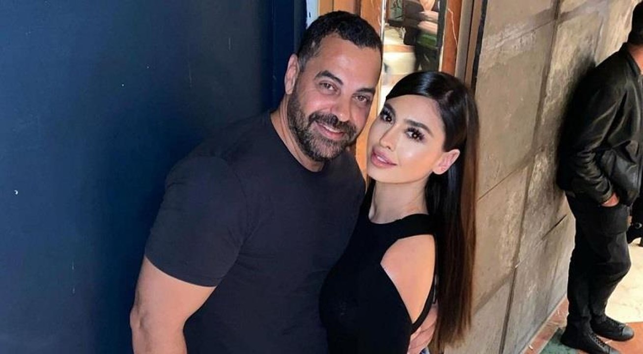 طارق العريان يحتفل بعيد زواجه الرابع مع نيكول سعفان بطريقة رومانسية