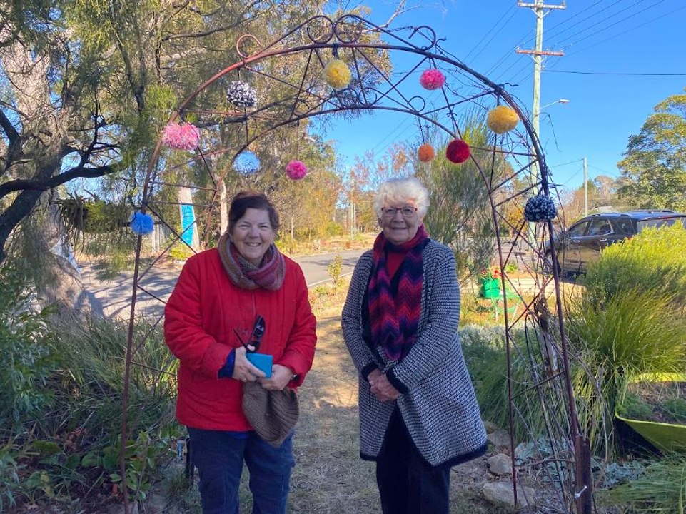 Yerrinbool Station yarn bombing