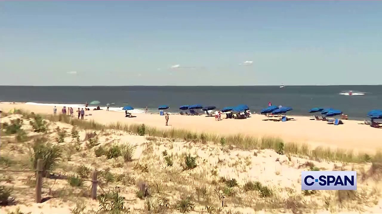 Des clichés du président américain Joe Biden torse nu à la plage font le buzz sur Internet, suscitant des réactions tant du côté de ses adversaires que de ses partisans - Regardez