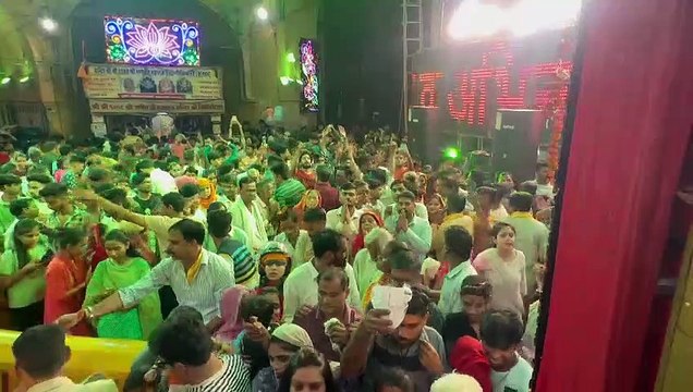 त्रिपोलिया महादेव मंदिर में बाबा अमरनाथ के दर्शनों को उमडे़ भक्त, देखे वीडियो