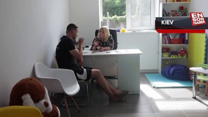 Esaretten kurtarılan Ukraynalı askerler, Kiev'deki rehabilitasyon merkezinde tedavi görüyor