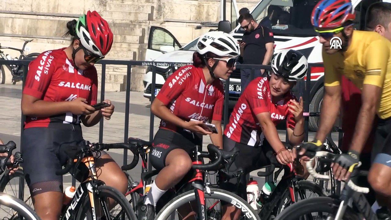 SİVAS - 100. Yıl Cumhuriyet Bisiklet Turu Sivas'ta başladı