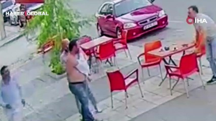 Arkadaşları ile çay içerken dehşeti yaşadı: "Bir tane yavrum var, ona bir şey olsa ne olacaktı?"