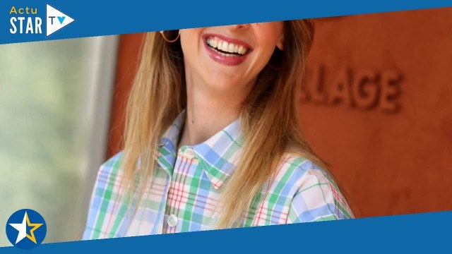 PHOTO Ophélie Meunier se dévoile dans un maillot de bain très original, sublime dans un cadre époust