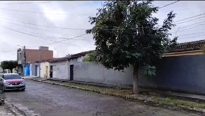 Poste pega fogo e assusta moradores em Arapiraca