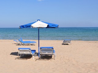 Bakterienalarm in Spanien: Behörden schließen zwei Strände