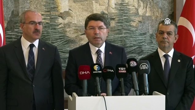 Bakan Tunç: Denetimli serbestlik tedbirine 5 yıl ve daha az süre kalanlar cezaevine geri dönmeyecek