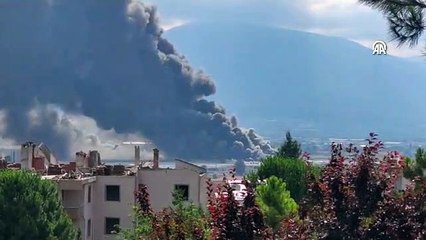 Bursa'da iplik fabrikasında yangın çıktı