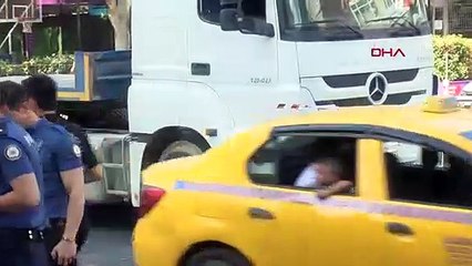 Un citoyen handicapé en fauteuil roulant meurt sous un camion à Bakırköy