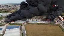 İnegöl’de büyük fabrika yangını böyle görüntülendi