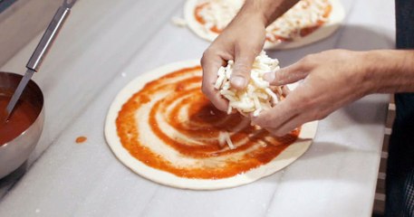 pizza, amasar pizza, cómo se hace una pizza
