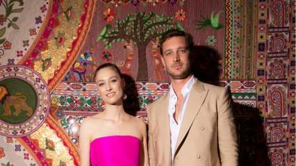 GALA VIDEO - Cet été où… Pierre Casiraghi et Béatrice Borromeo se sont dit “oui” sur les rives du lac Majeur