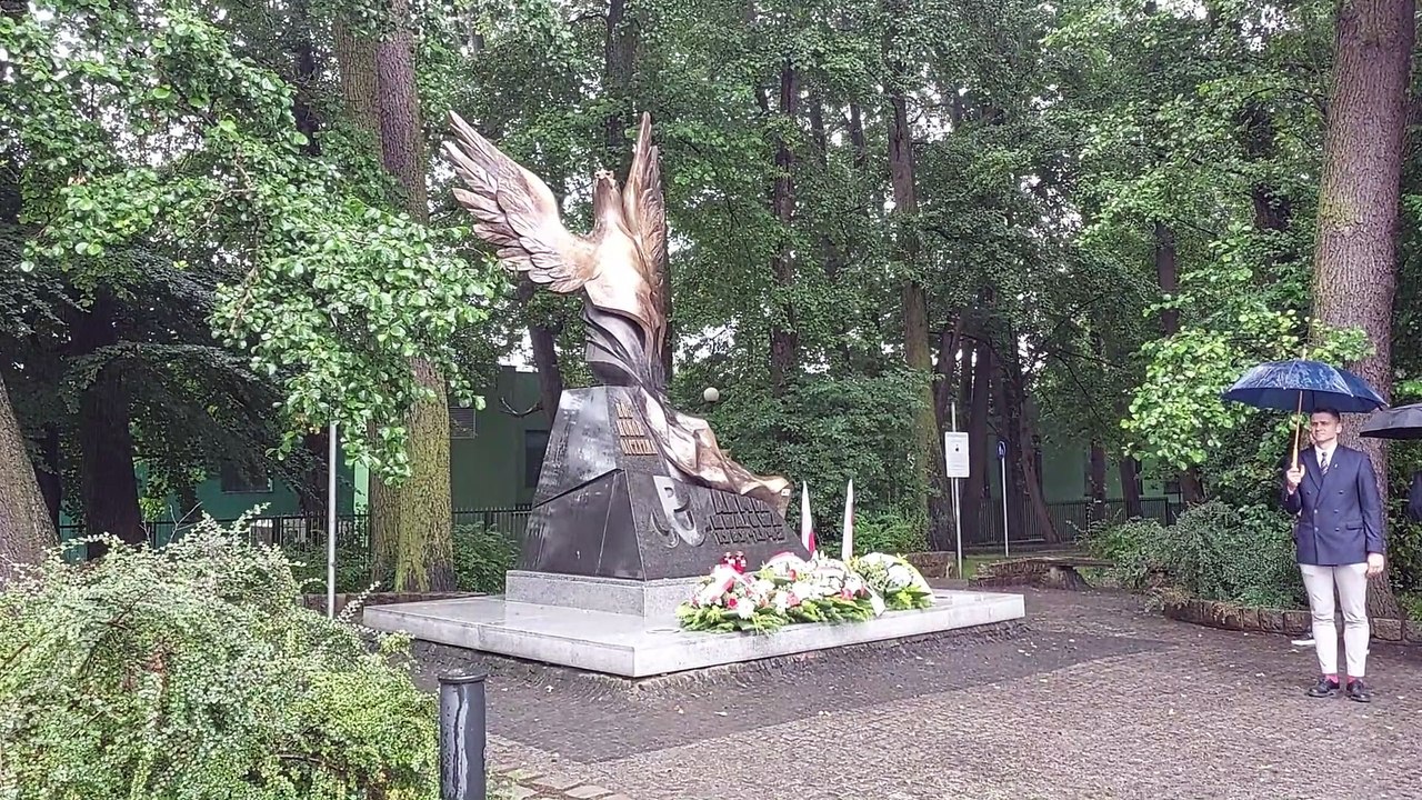 Trójmiasto. Obchody 79. rocznicy wybuchu Powstania Warszawskiego