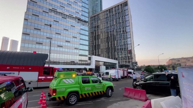 모스크바, 이틀 만에 드론 피습...주변 국제공항 일시폐쇄 / YTN