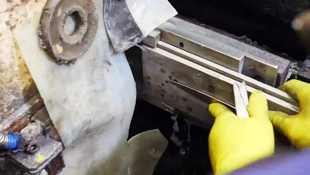 process of mass production of strong_ soft scissors. Scissors factory in Korea