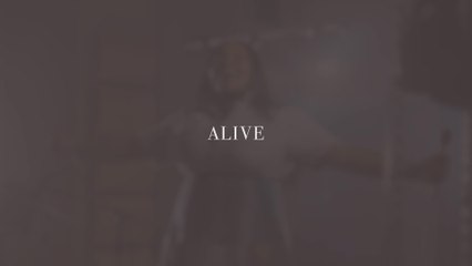 Tasha Cobbs Leonard - Alive (Lyric Video)