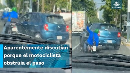 Conductor atropella a motociclista y se va tranquilamente