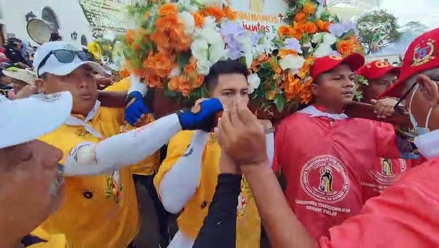 Miles de devotos de Santo Domingo inundan calles de Managua