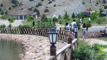 Ergan Dağı, göl manzarasıyla yaz aylarında misafirlerini ağırlıyor