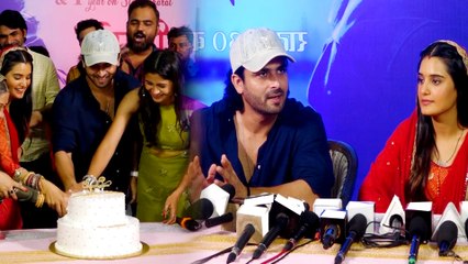 Ajooni TV Show के 300 एपिसोड पूरे होने पर कलाकारों ने केक काट कर मनाया जश्न