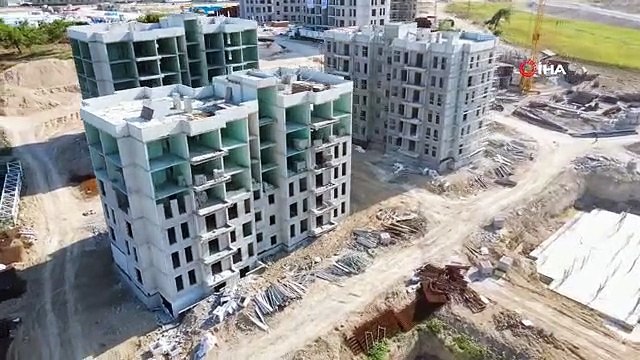 Bakan Özhaseki: Adana'da 21 bin 21 konut inşa edilecek