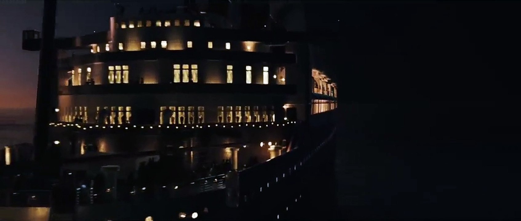 Queen Mary'nin Laneti Fragman