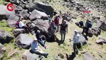 'Sağlıkta Şiddete Hayır' demek için Süphan Dağı’na tırmandı