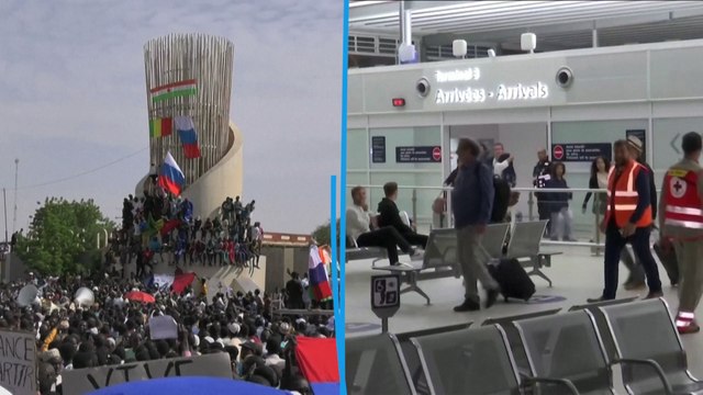 C'est bien d'être rentré : les premiers Français rapatriés du Niger sont arrivés à Paris
