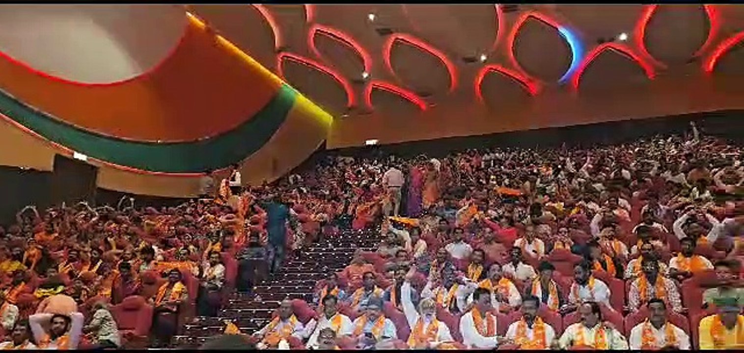 पूर्व महापौर, पूर्व नेता प्रतिपक्ष, 5 पार्षद, 35 छाया पार्षद सहित 1 हजार लोगों ने भाजपा की सदस्यता ली