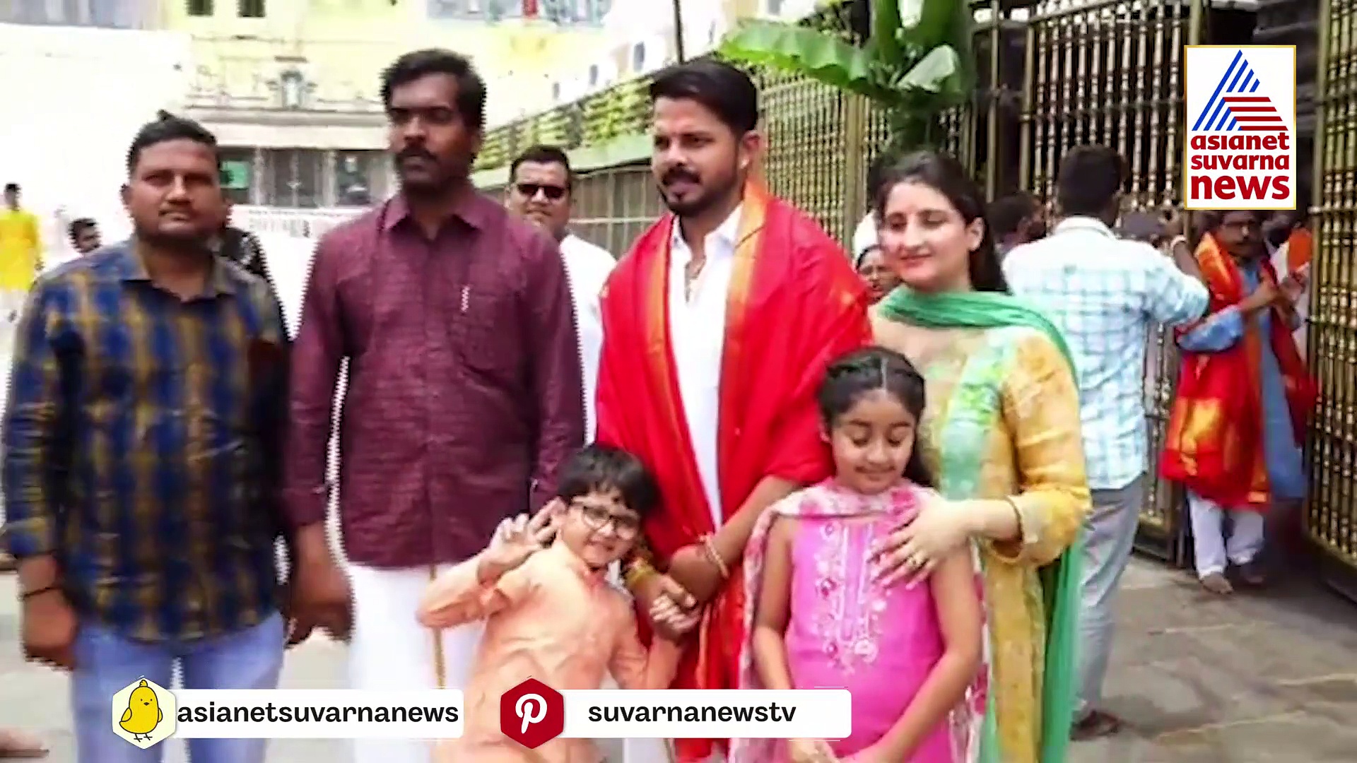 ತಿರುಪತಿ ಶ್ರೀ ವೆಂಕಟೇಶ್ವರ ದೇವಸ್ಥಾನಕ್ಕೆ ಭೇಟಿ ಕೊಟ್ಟ ವೇಗಿ ಶ್ರೀಶಾಂತ್..! 