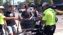 Pénalité pour les conducteurs de scooters électriques qui ne respectent pas les règles de la rue Bağdat